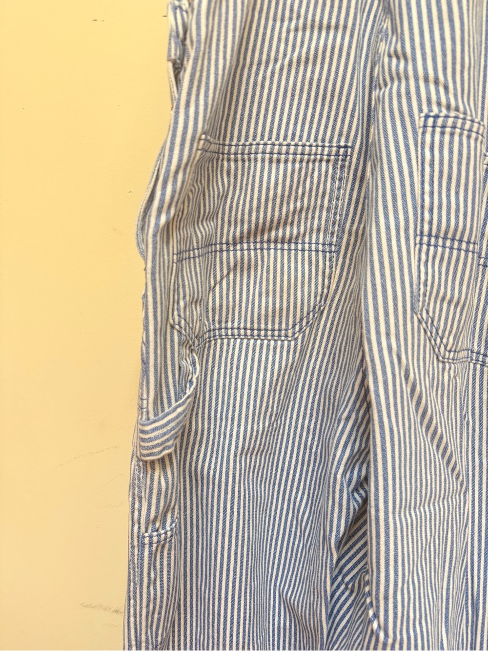 H&M Divided Twill Dungarees Women’s Size 8 Bib Overalls Blue Stripes Railroad - Picture 6 of 8